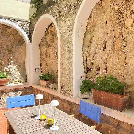 La Casa Di Paola * كابري