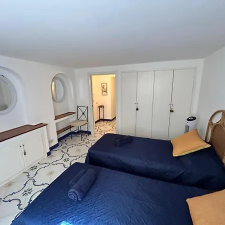 Apartment La Casa Di Paola *